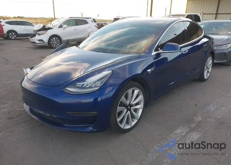 2018 Tesla Model 3 Long Range/Performance z USA, uszkodzony, nr VIN 5YJ3E1EBXJF063690